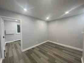 1040 Hollywood - Photo 1 of 1