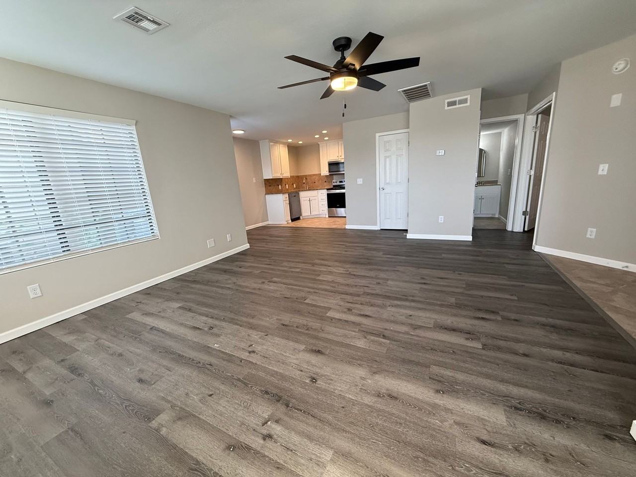 Silver Sands Apartments - Photo 3 of 48