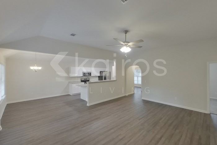 553 Mt Airy Dr - Photo 5 of 20