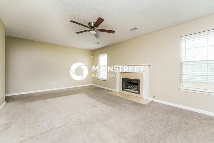 5795 Meadowview Rd - Photo 6 of 16