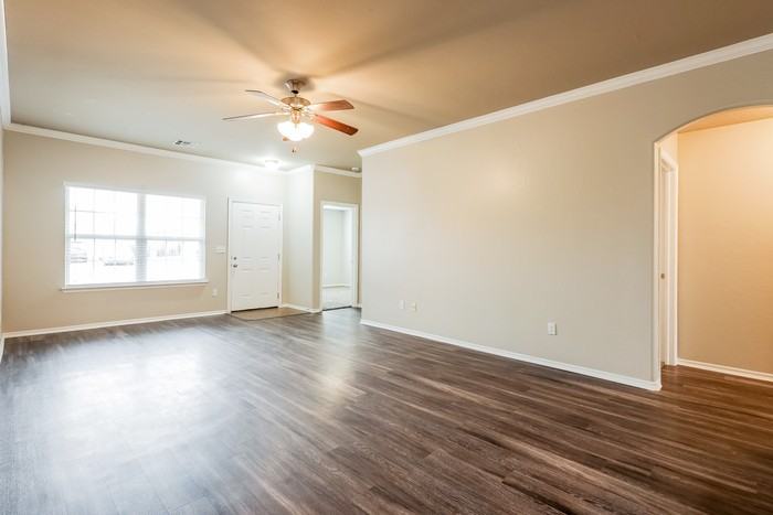 9612 Evie Dr - Photo 5 of 18