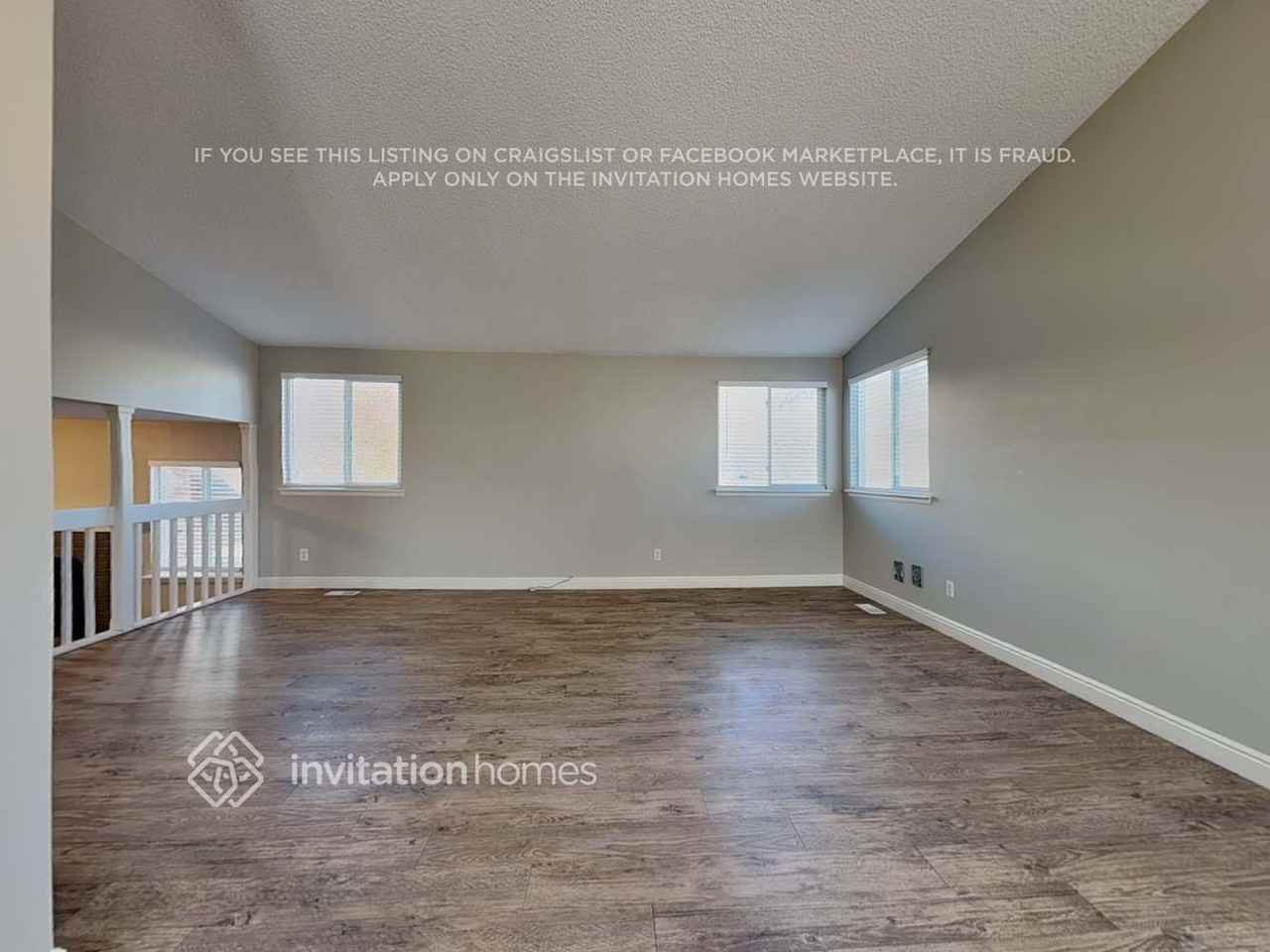 17293 E Kenyon Dr - Photo 6 of 24