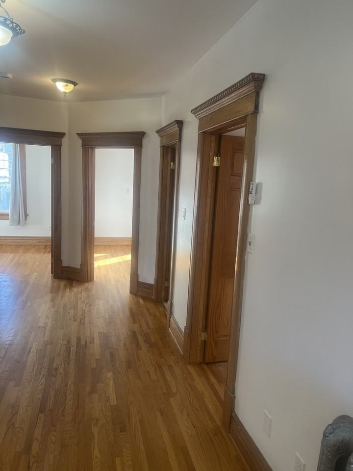 1478 Queen Street East #2nd Floor - Photo 5 of 20