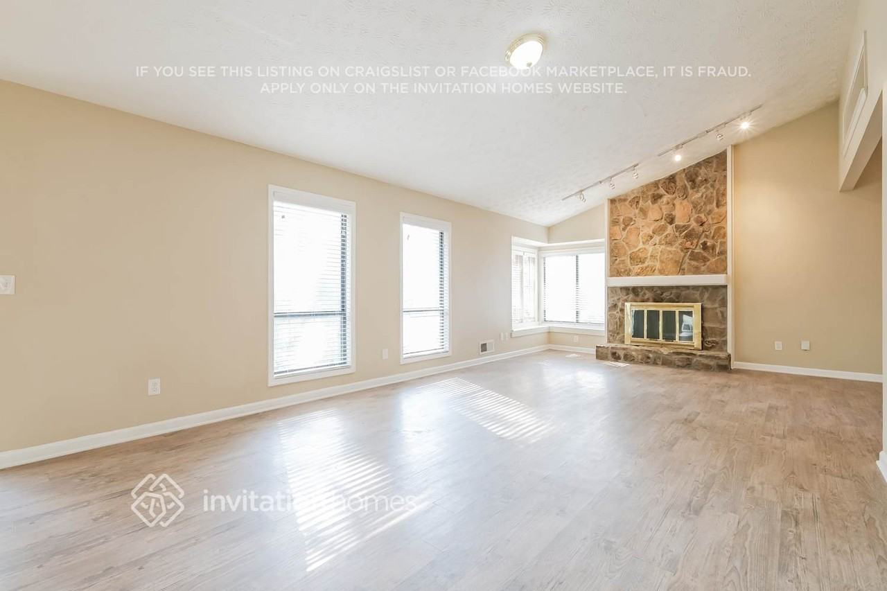 3841 Old Bridge Way - Photo 7 of 19