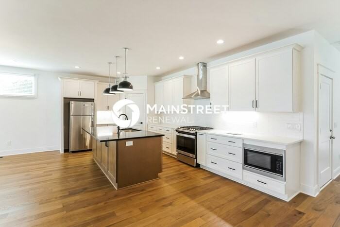 606 26th Ave N - Photo 5 of 17