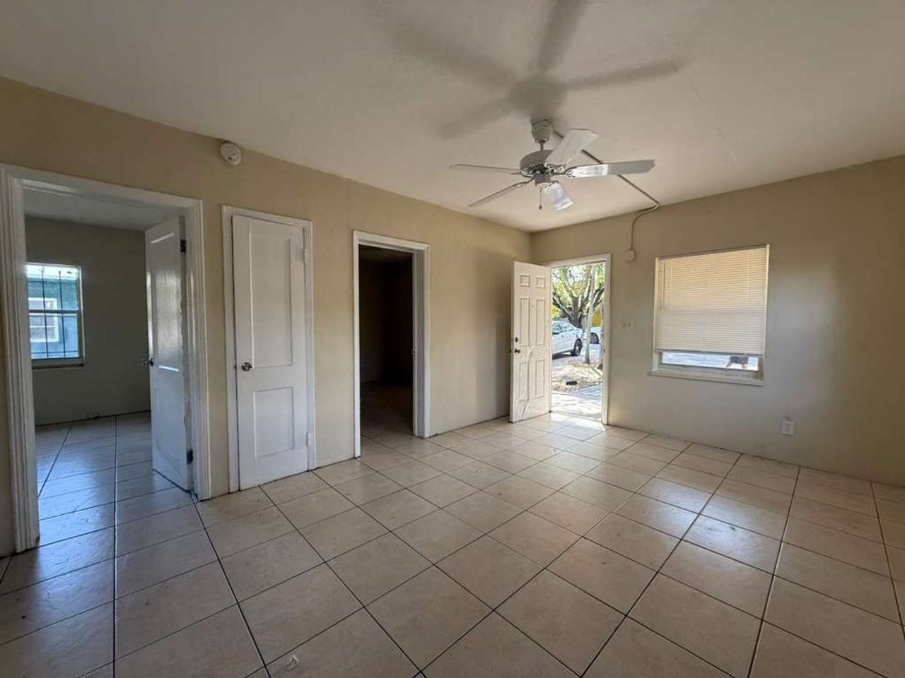 1309 Northwest 3rd Court - Photo 7 of 9