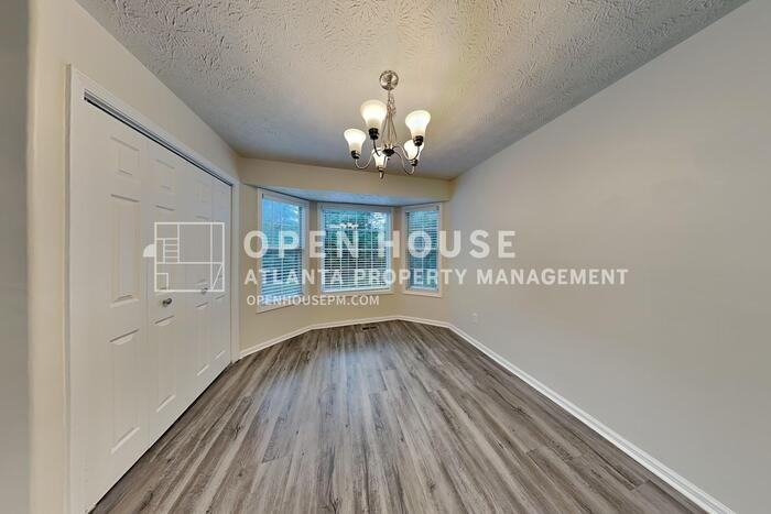 136 Poole Bridge Dr - Photo 6 of 19