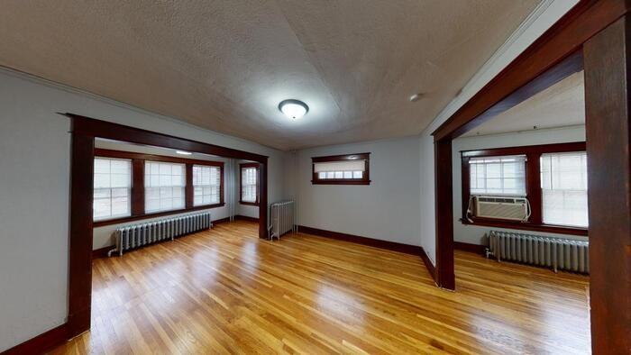 600 East Avenue D #1 - Photo 3 of 18