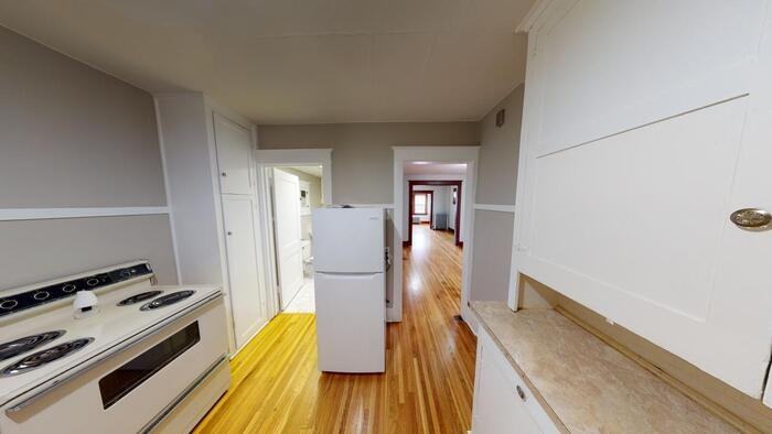 600 East Avenue D #1 - Photo 7 of 18