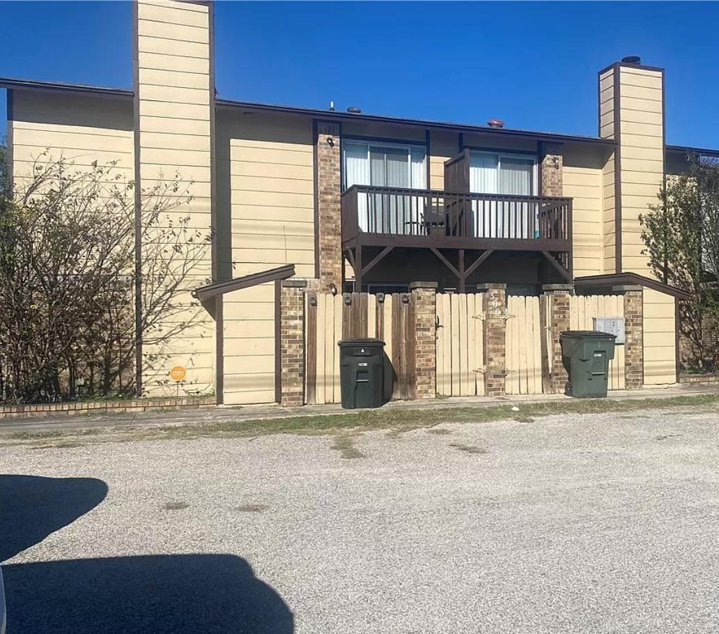 3005 Lake Rd - Photo 2 of 2