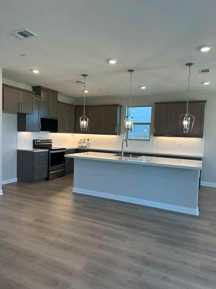 2055 Woolem Pl - Photo 4 of 11