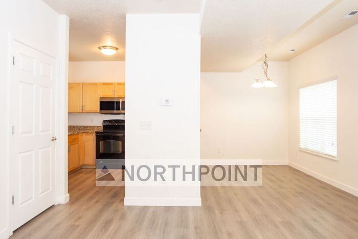 520 E 500 S #308 - Photo 7 of 29