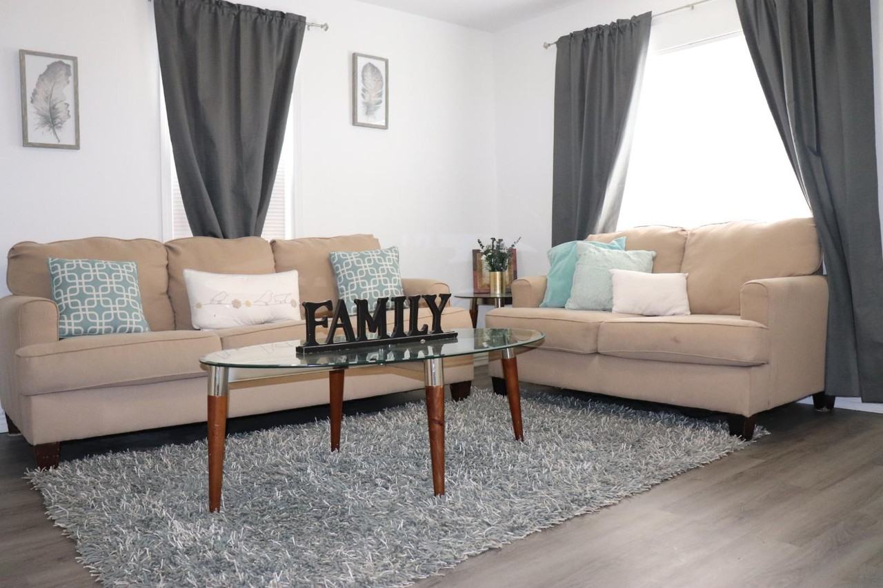 44 W 2700 S - Photo 2 of 10