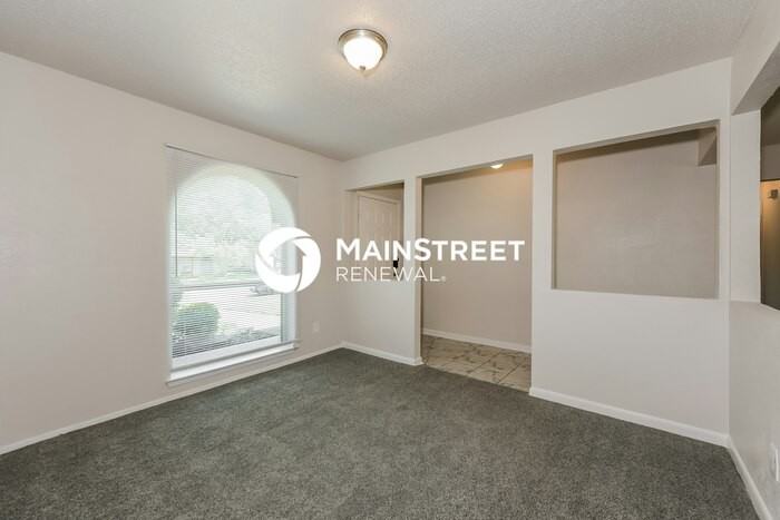 1816 Christopher Dr - Photo 6 of 18