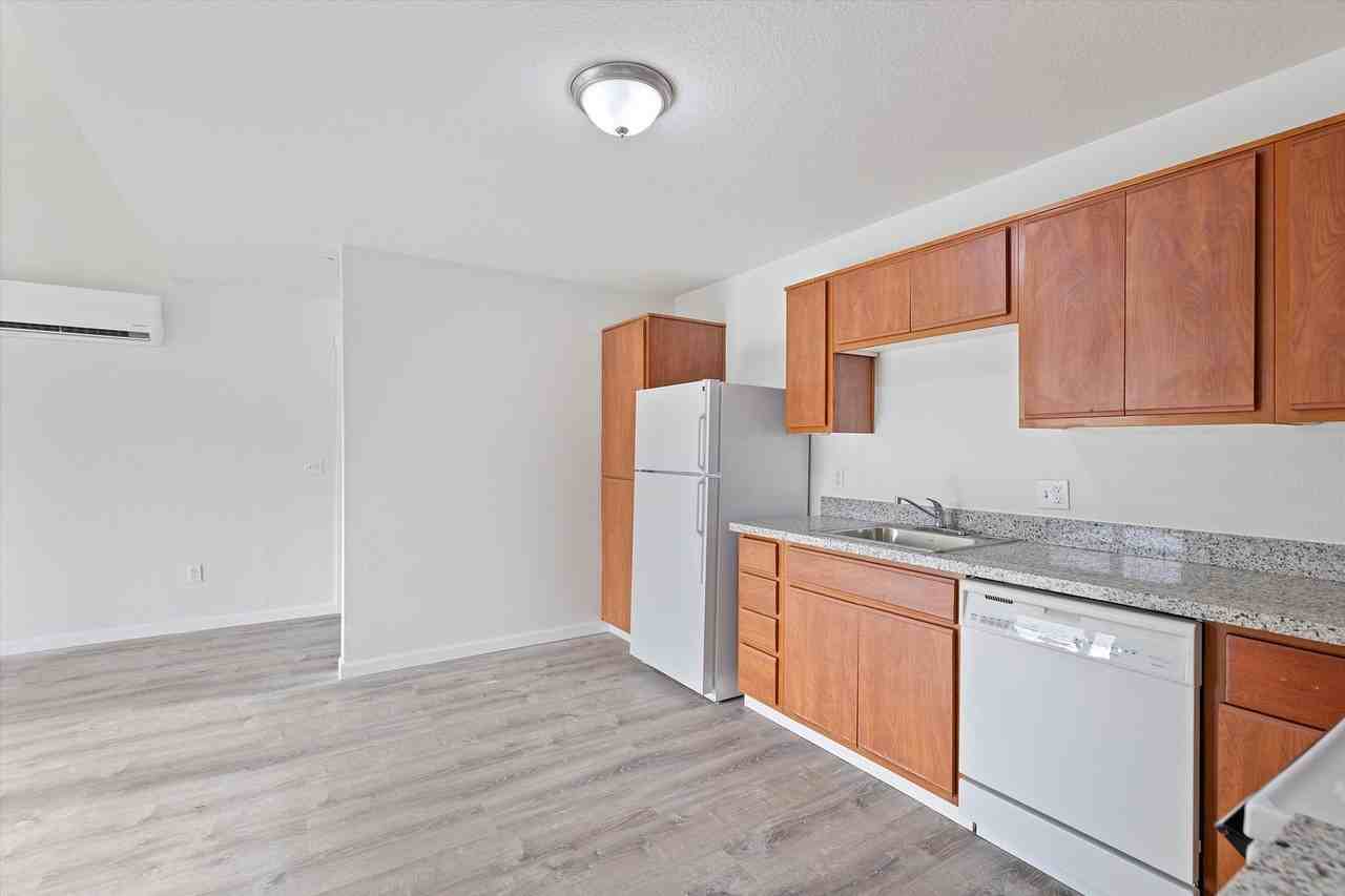 Stark Street Villa - Photo 7 of 15