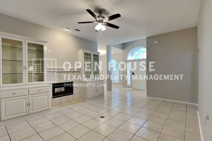 2820 Beverly Drive - Photo 5 of 20