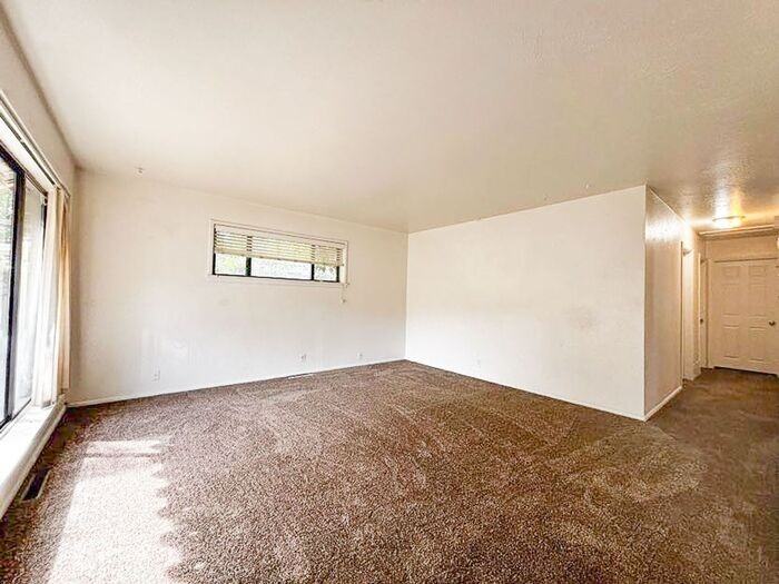 1239 North 1500 West - Photo 6 of 17