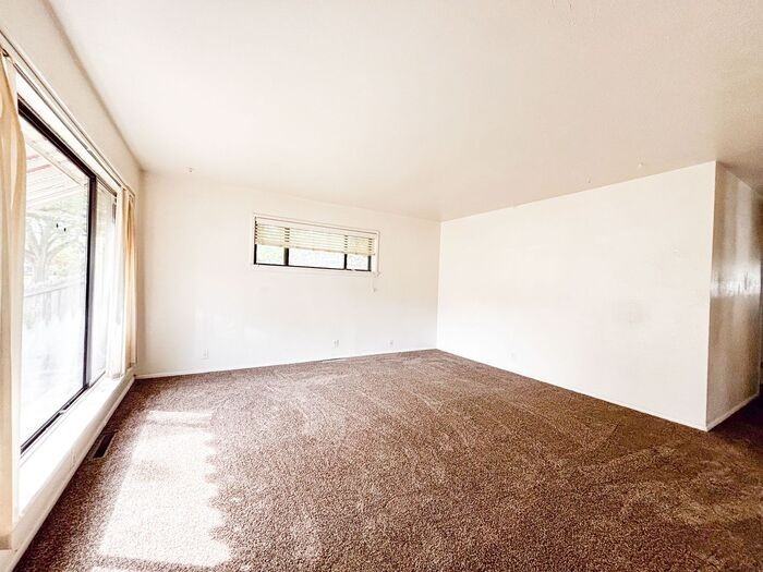 1239 North 1500 West - Photo 7 of 17