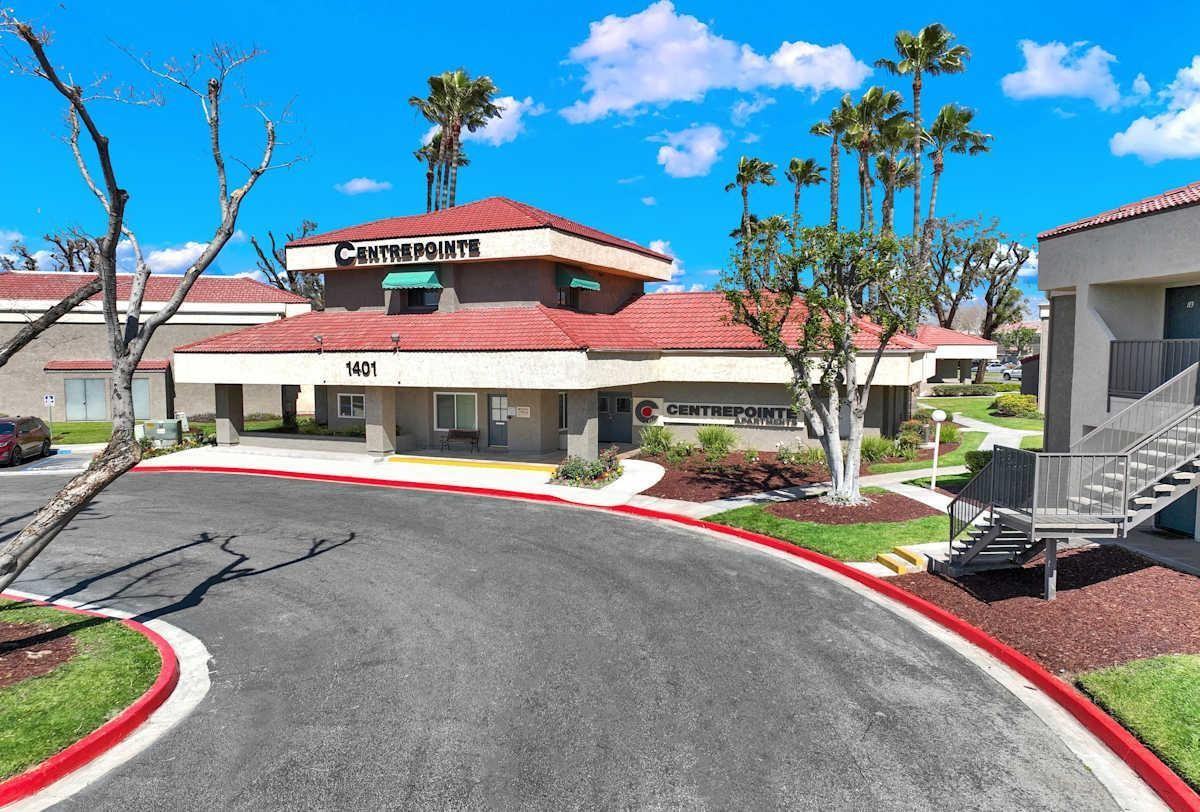 1401 E Santo Antonio Dr - Photo 4 of 23