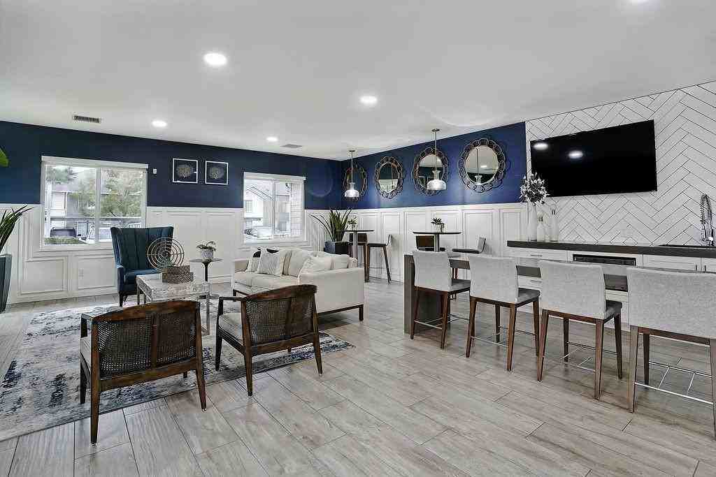 3851 W Cobble Ridge Dr