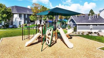 featured image of 3851 W Cobble Ridge Dr