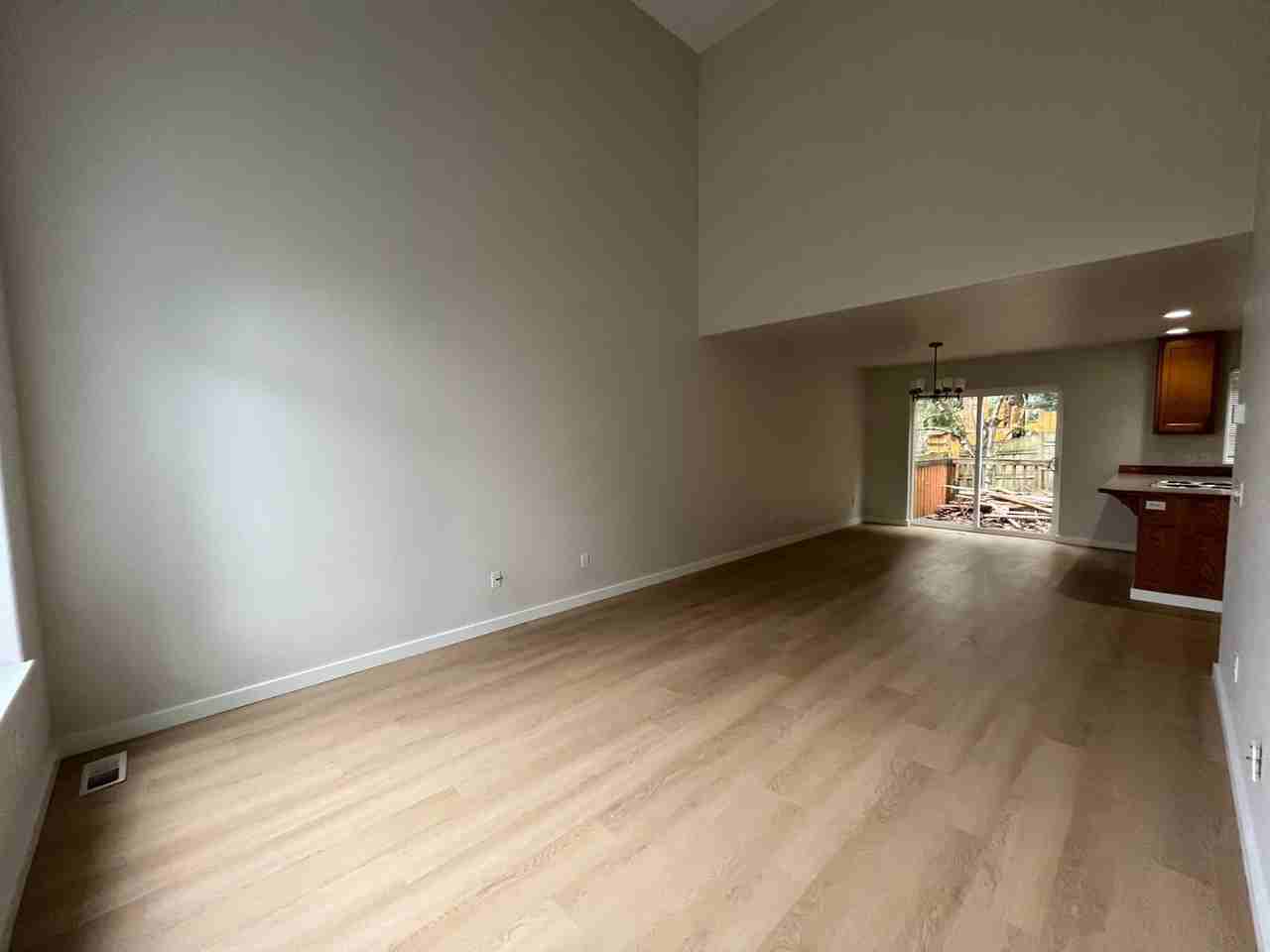 1424 Toledo Street - Photo 4 of 23