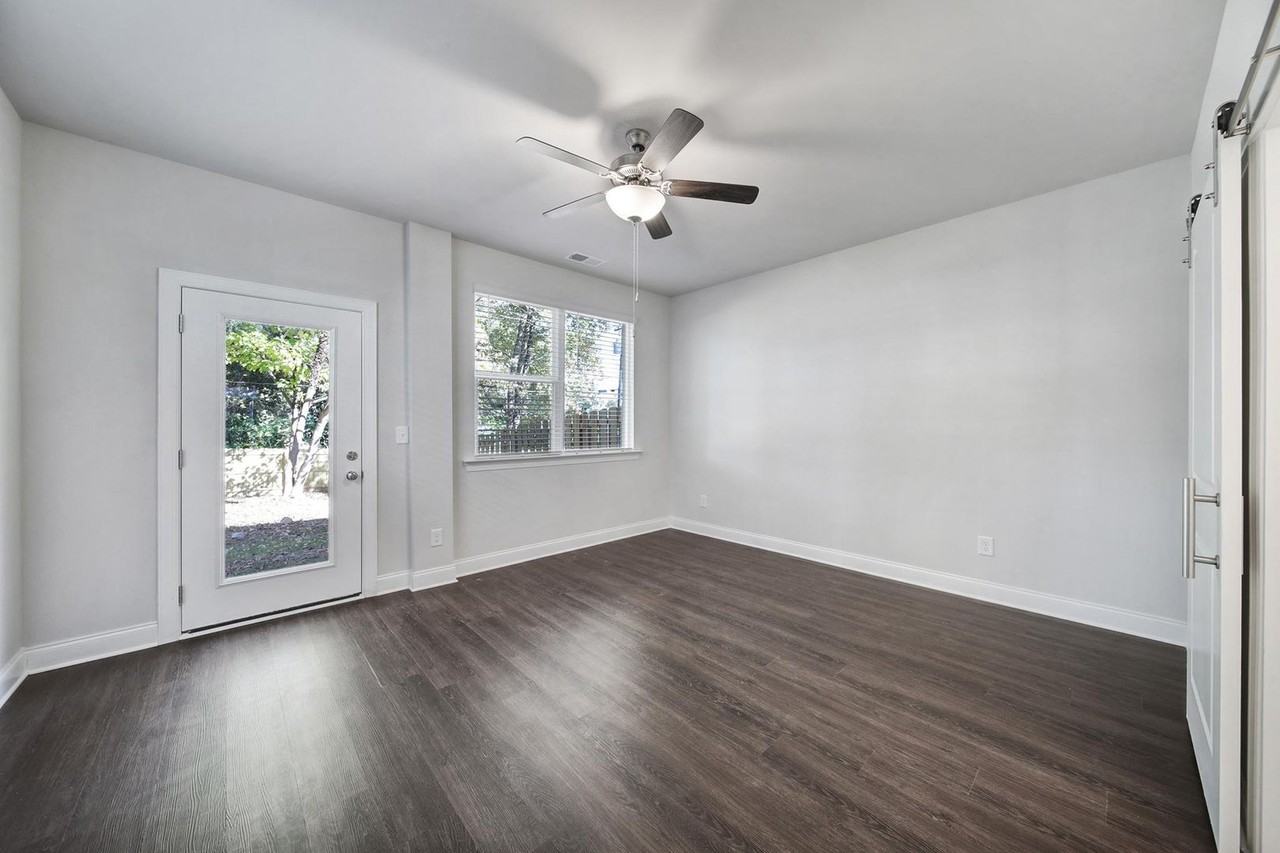 2432 Arty Avenue - Photo 3 of 20