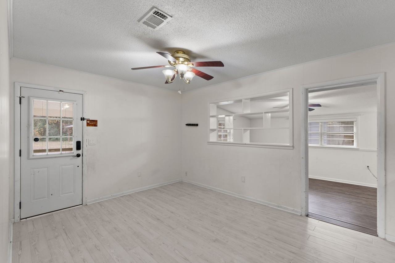 5292 Griffith Mill Rd - Photo 6 of 39