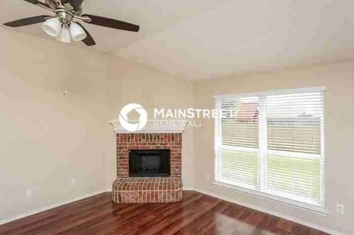 8009 Blue Duck Trl - Photo 2 of 16