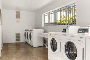 437 E Park Ave - Photo 1 of 1