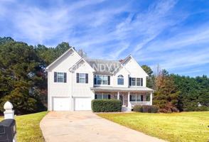 featured image of 215 Prince Edward Way