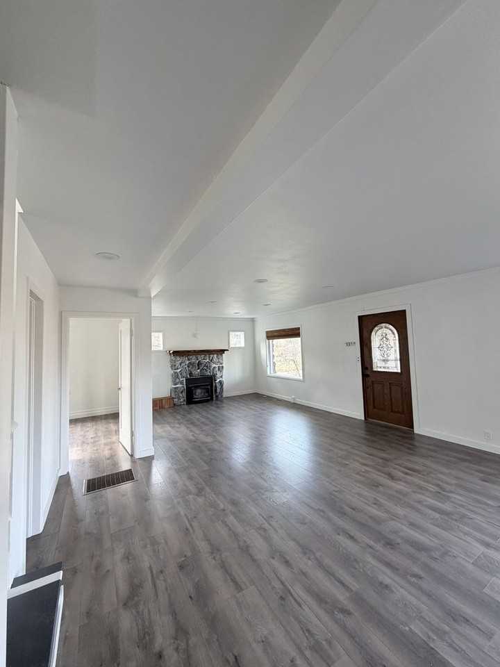 791 Lakeshore Dr - Photo 6 of 32