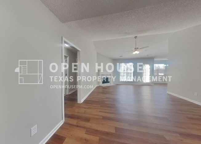 257 Ashland Park Ct - Photo 6 of 23