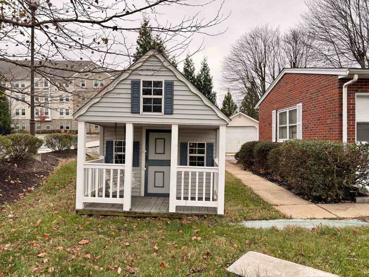 4311 Fitch Avenue - Photo 2 of 46