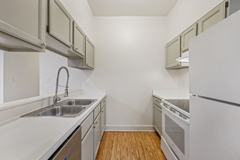 714res - Photo 1 of 1