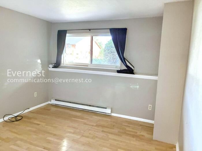 2640 Juniper Ave #1 - Photo 4 of 11