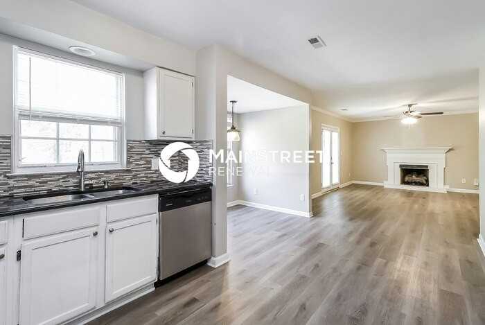 3412 Stonemarsh Court - Photo 6 of 19