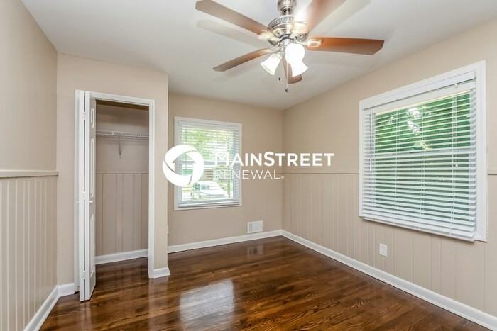 742 King Rd - Photo 6 of 15