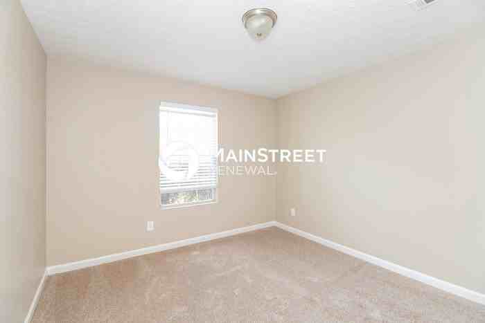 9403 Highland Rdg - Photo 4 of 16