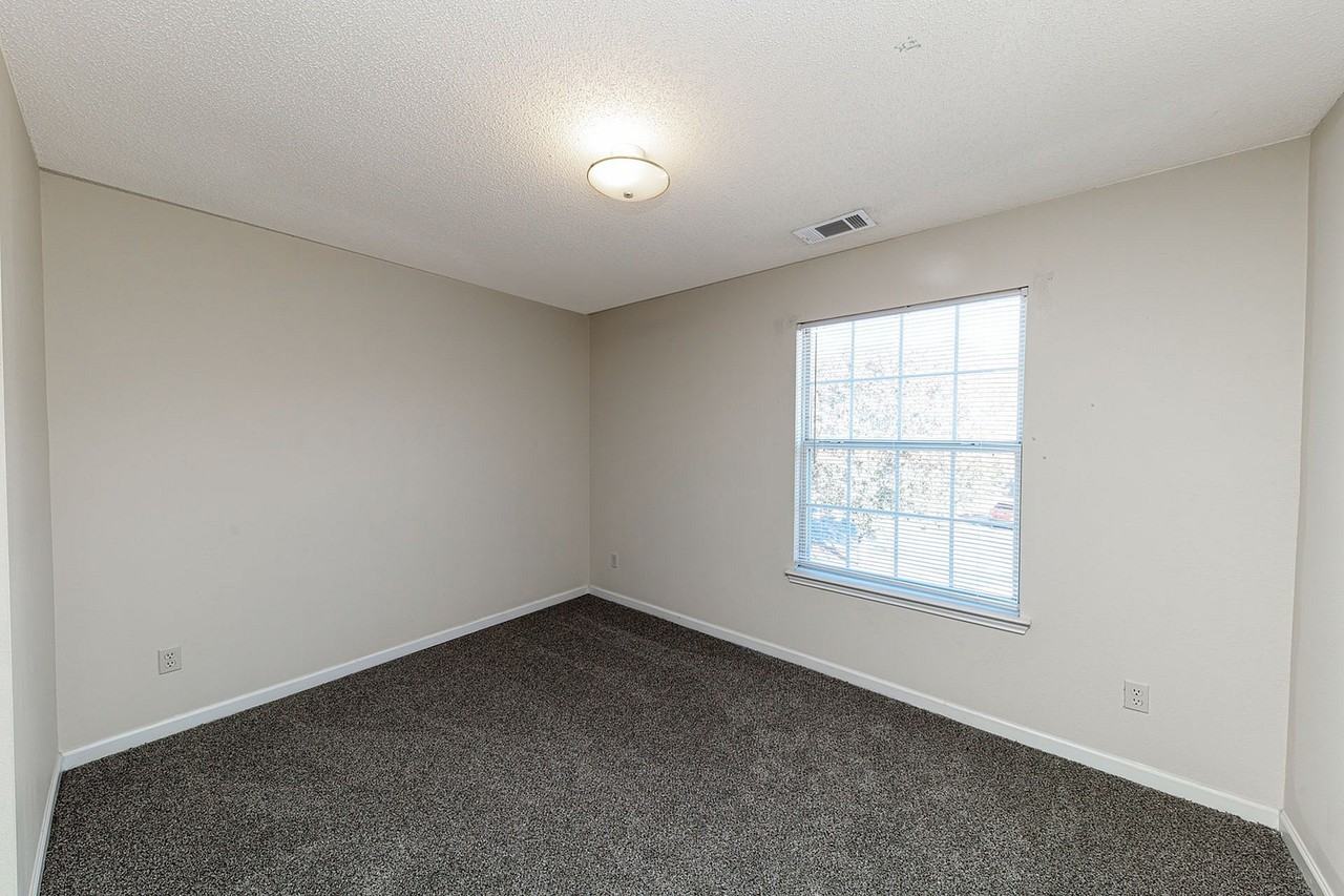 Creekside - Photo 4 of 19