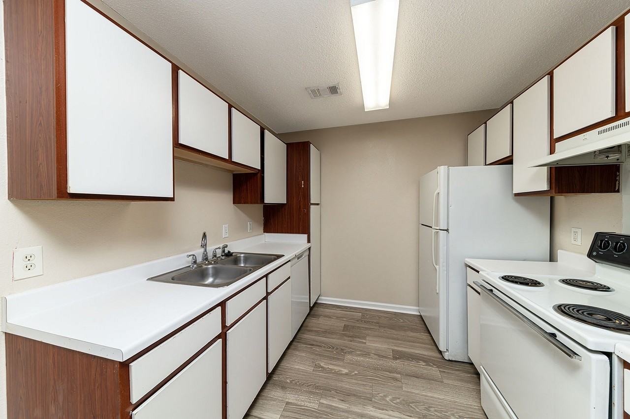 Creekside - Photo 7 of 19