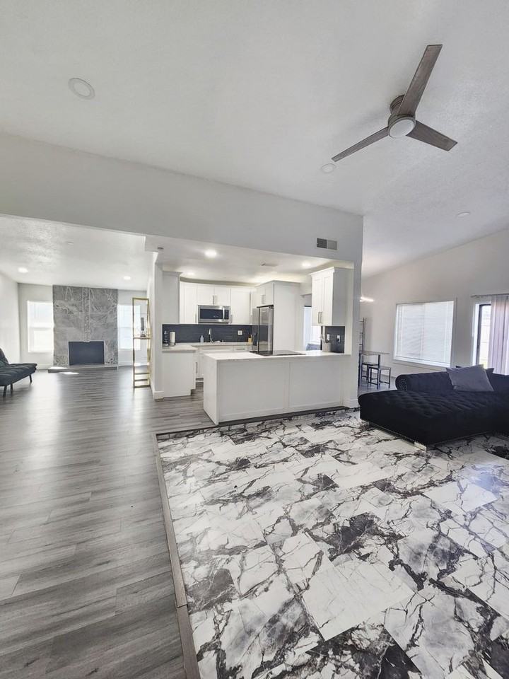 8 Chip Court - Photo 2 of 18