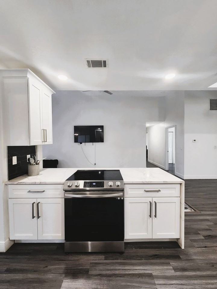 8 Chip Court - Photo 6 of 18