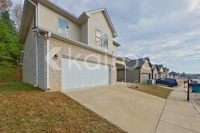 11557 Crimson Ridge Road - Photo 2 of 23