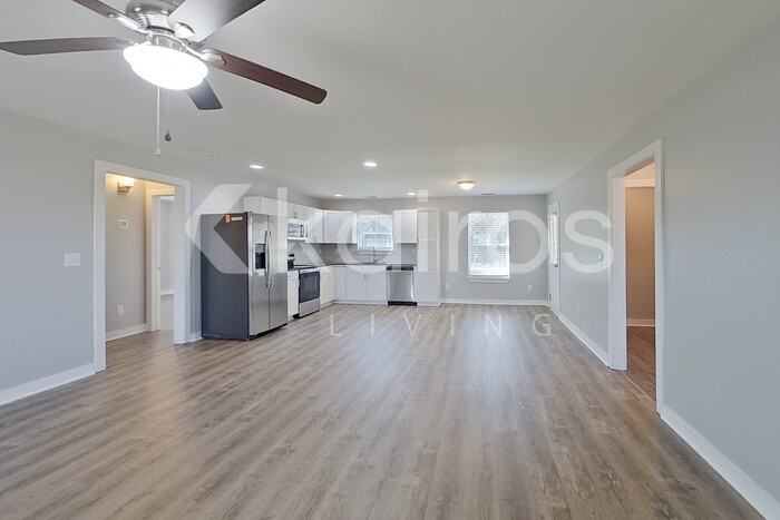 516 9th Ave - Photo 2 of 21