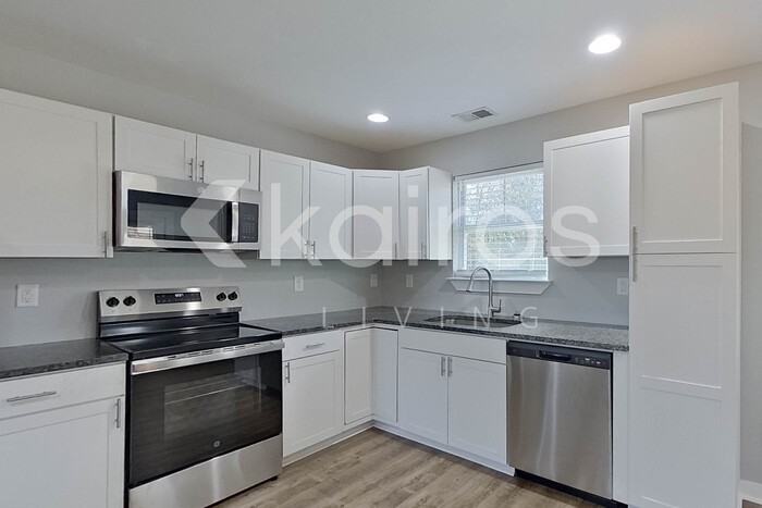 516 9th Ave - Photo 4 of 21
