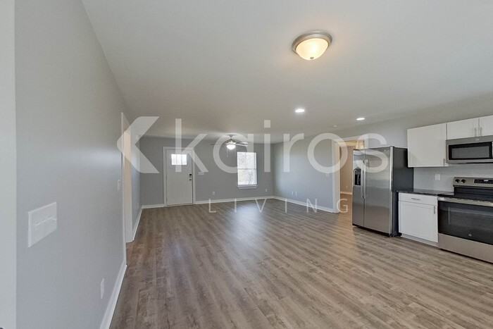 516 9th Ave - Photo 6 of 21