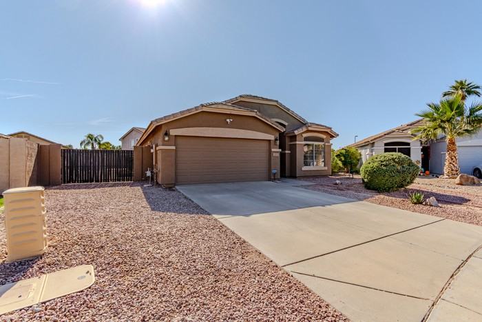 3813 E Wyatt Way - Photo 3 of 36