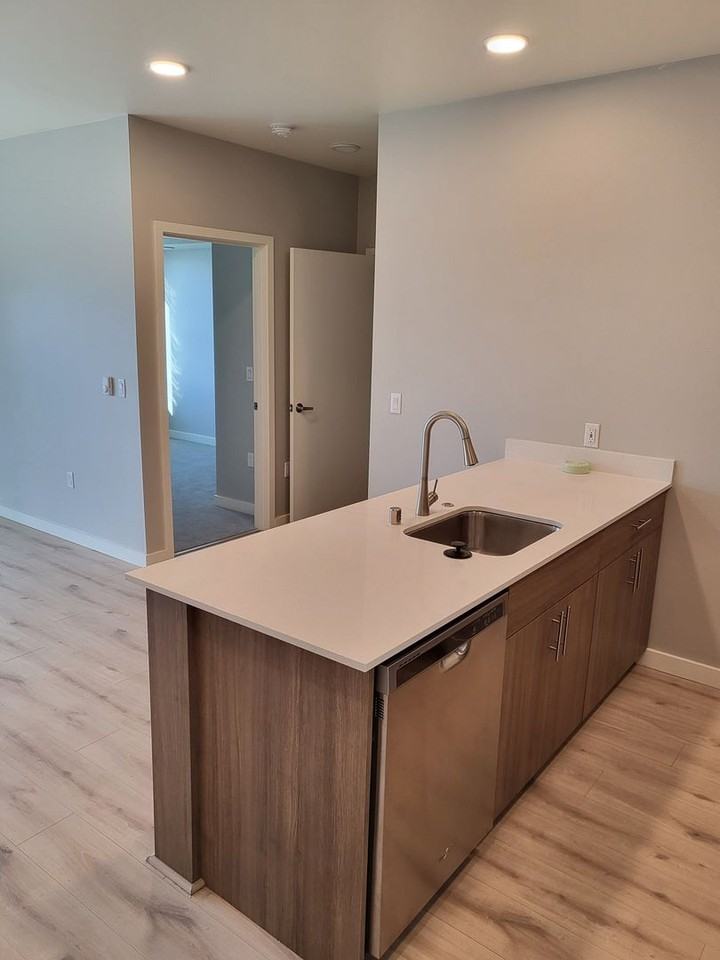 Pacific Ridge Apartments - Photo 6 of 25