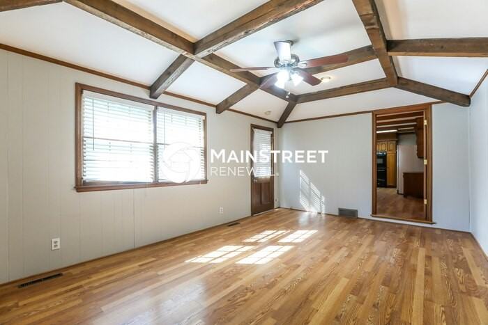 523 East Prairie Terrace - Photo 6 of 17